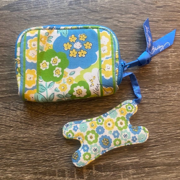 Vera Bradley Floral Coin Purse and Charm Blue Green Yellow - Picture 2 of 5